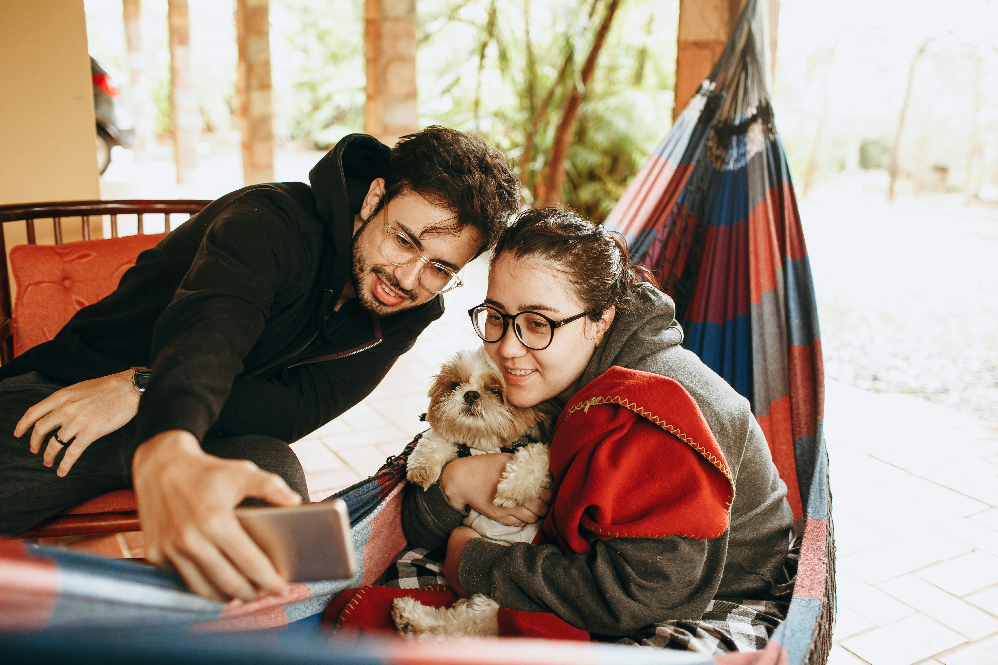 how phones affect pet behavior